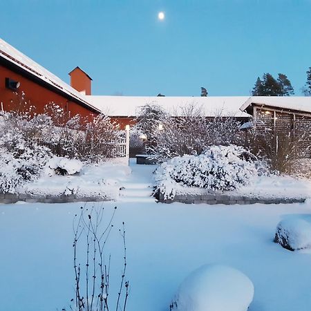 Naerebo Gardshotell & Restaurang Lidköping Exteriör bild