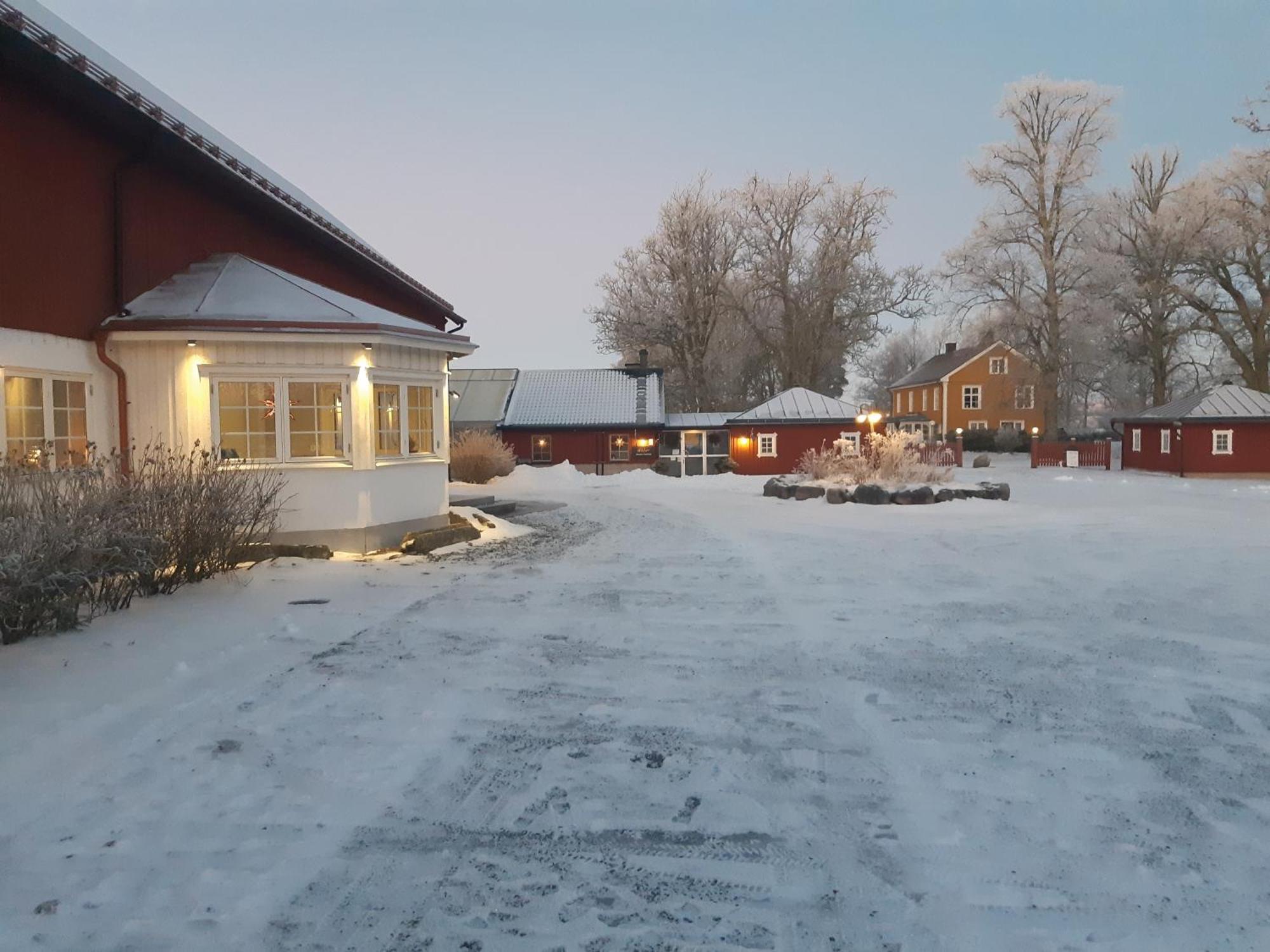 Naerebo Gardshotell & Restaurang Lidköping Exteriör bild