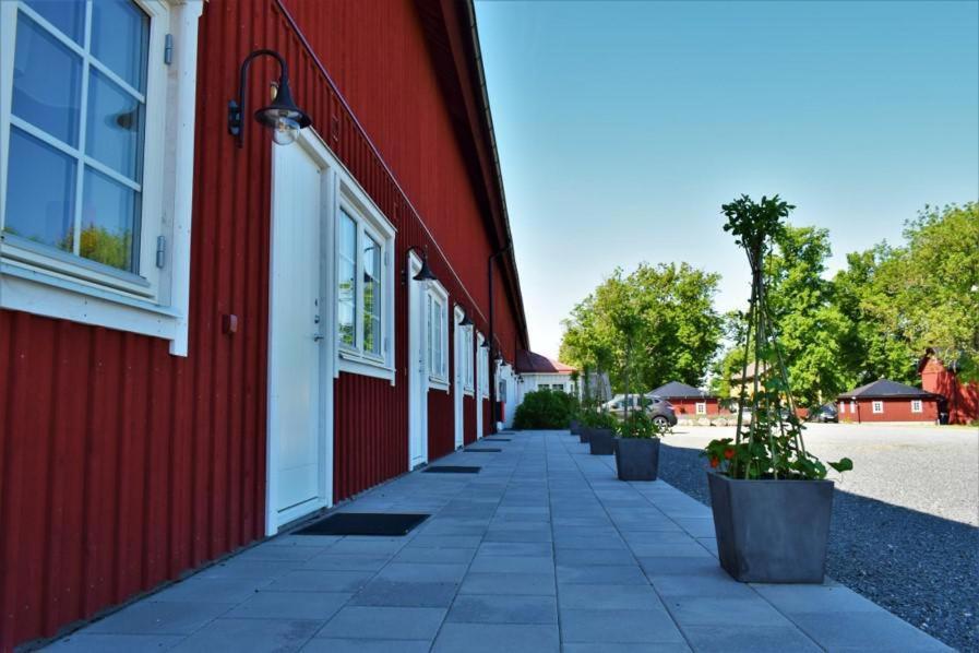 Naerebo Gardshotell & Restaurang Lidköping Exteriör bild